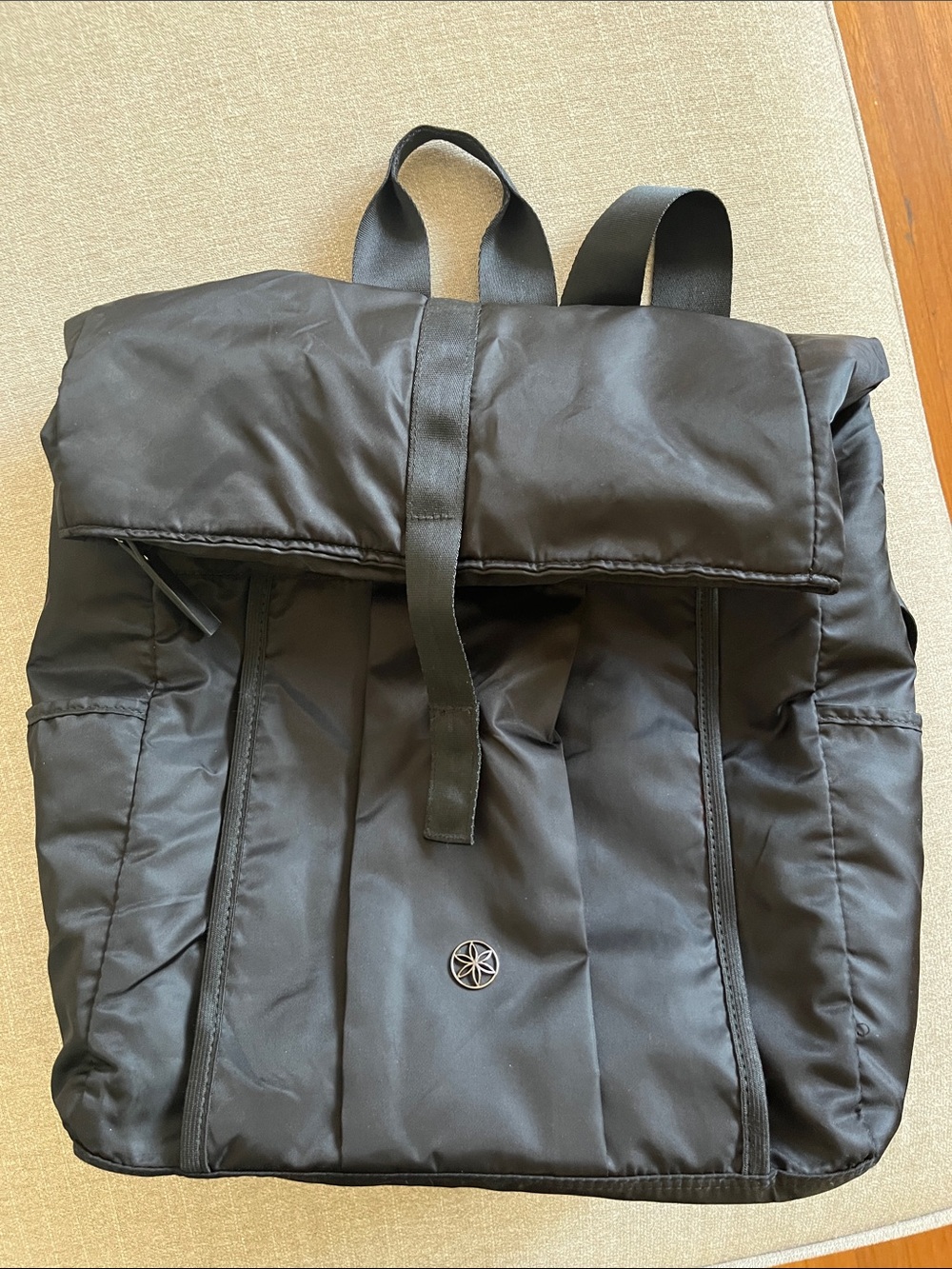 Women’s Nylon Roll-Top Yoga Mat Backpack
